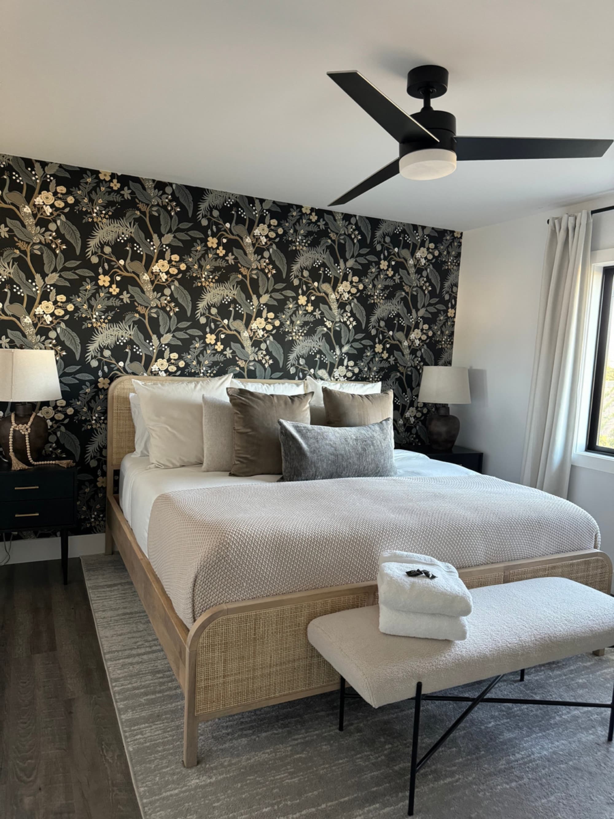 Woldenga-serviced property